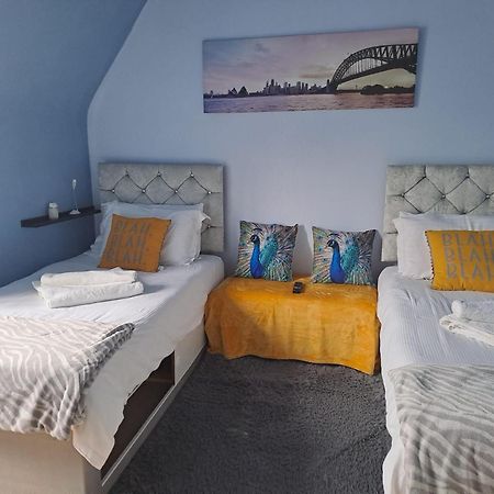 3 Bedroom Brixton Apartment London Exterior photo